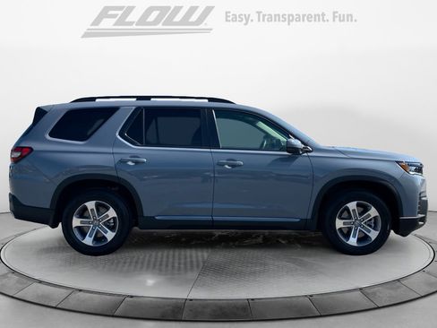 Certified 2026 Honda Pilot EX-L image 8