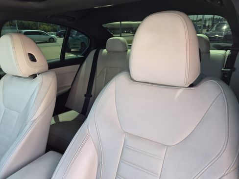 Used 2020 BMW 330i Sedan w/ Convenience Package RWD image 13