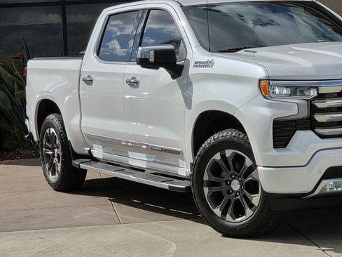 Used 2022 Chevrolet Silverado 1500 High Country image 4