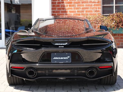 Used 2025 McLaren GTS RWD image 5