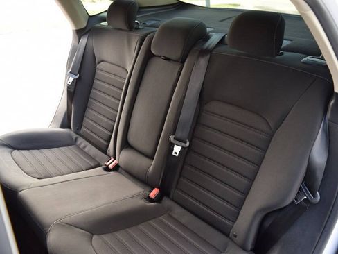 Used 2020 Ford Fusion SE FWD image 42