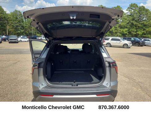 Certified 2026 Chevrolet Equinox LT w/ Midnight Edition FWD image 28