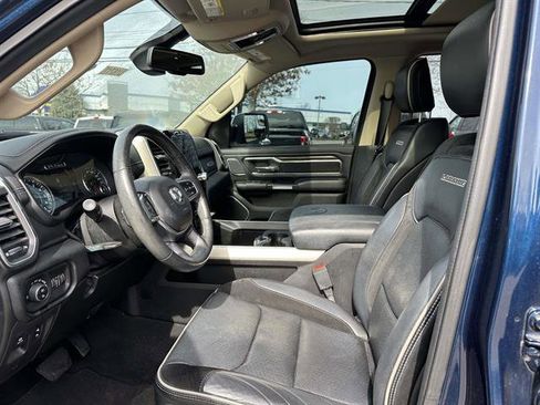 Used 2019 RAM 1500 Laramie image 13