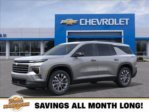 New 2026 Chevrolet Traverse LT w/ Sun and Wheel Package image 2