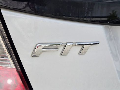 Used 2019 Honda Fit LX image 12