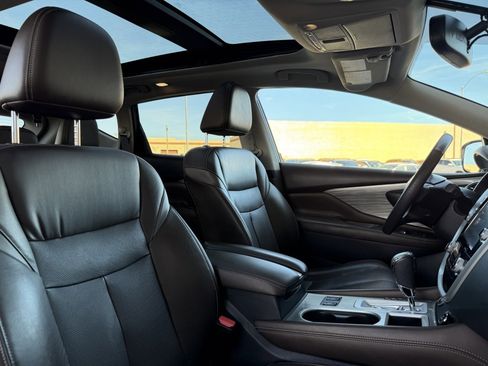Used 2018 Nissan Murano SL w/ Moonroof Package image 40