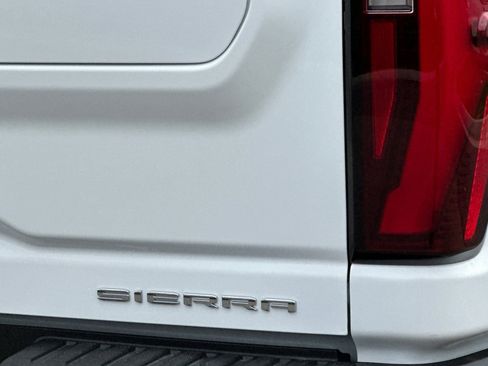 Certified 2025 GMC Sierra 2500 Denali Ultimate AWD/4WD image 28
