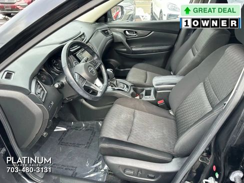 Used 2020 Nissan Rogue SV image 13