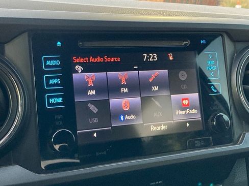 Used 2019 Toyota Tacoma TRD Off-Road image 14