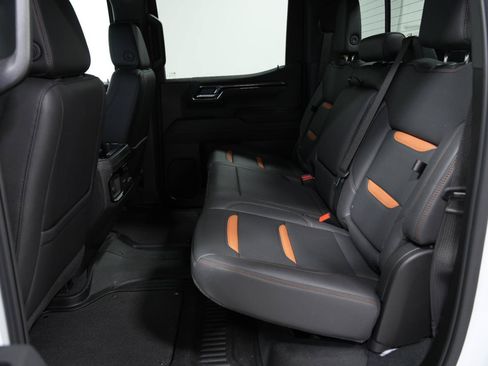 Used 2025 GMC Sierra 1500 AT4 w/ AT4 Premium Package AWD/4WD image 21