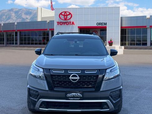 Used 2024 Nissan Pathfinder Rock Creek AWD/4WD image 2