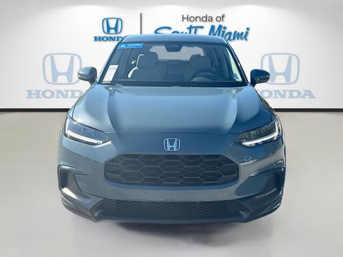 Certified 2023 Honda HR-V LX image 2