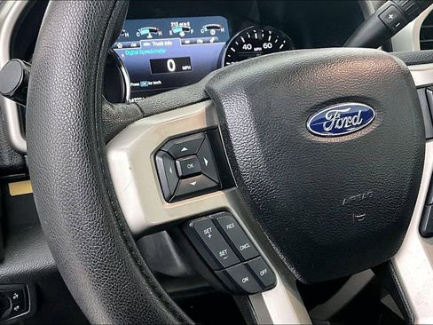 Used 2018 Ford F250 Lariat w/ Lariat Ultimate Package image 26