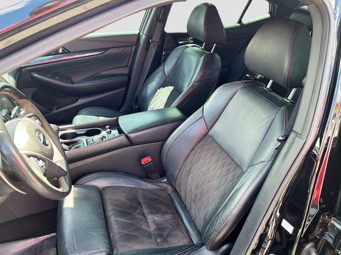 Used 2021 Nissan Maxima SR w/ Sport Mat Group FWD image 20