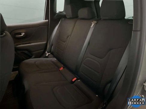 Used 2022 Jeep Renegade Latitude AWD/4WD image 68