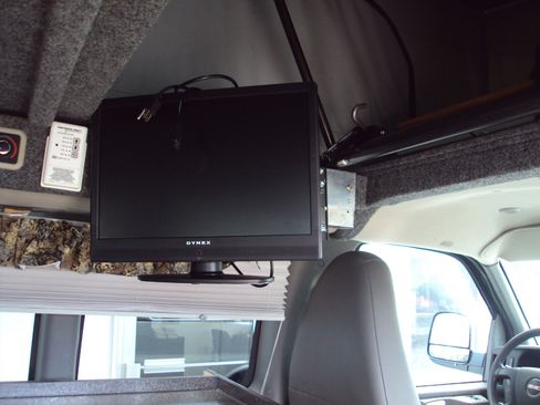 Used 2014 GMC Savana 1500 LT w/ LT Preferred Equipment Group image 19