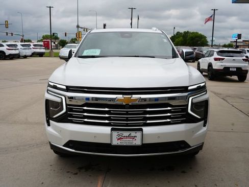 Used 2025 Chevrolet Tahoe Premier AWD/4WD image 35