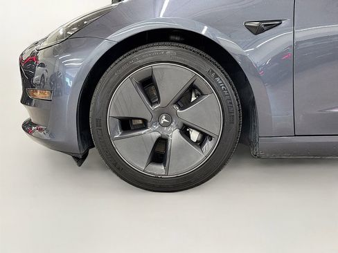 Used 2023 Tesla Model 3 Standard Range image 24