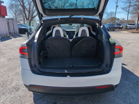Used 2021 Tesla Model X Long Range image 7