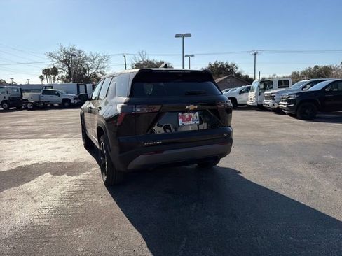 New 2026 Chevrolet Equinox LT w/ Safety and Technology Package FWD image 8