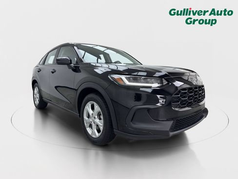 Used 2023 Honda HR-V LX image 13