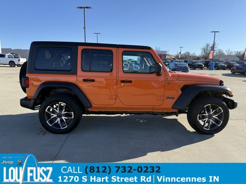 Used 2025 Jeep Wrangler Sport S w/ Convenience Group image 8