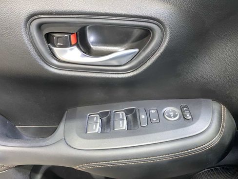 Used 2025 Honda HR-V Sport image 23