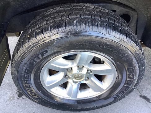 Used 2007 Toyota Sequoia SR5 image 22