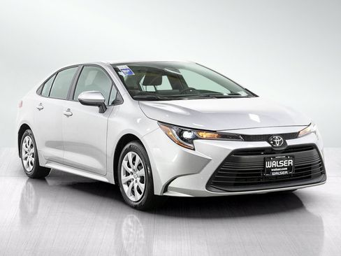Used 2024 Toyota Corolla LE FWD image 7
