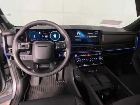 Used 2026 Hyundai Santa Fe Calligraphy image 7