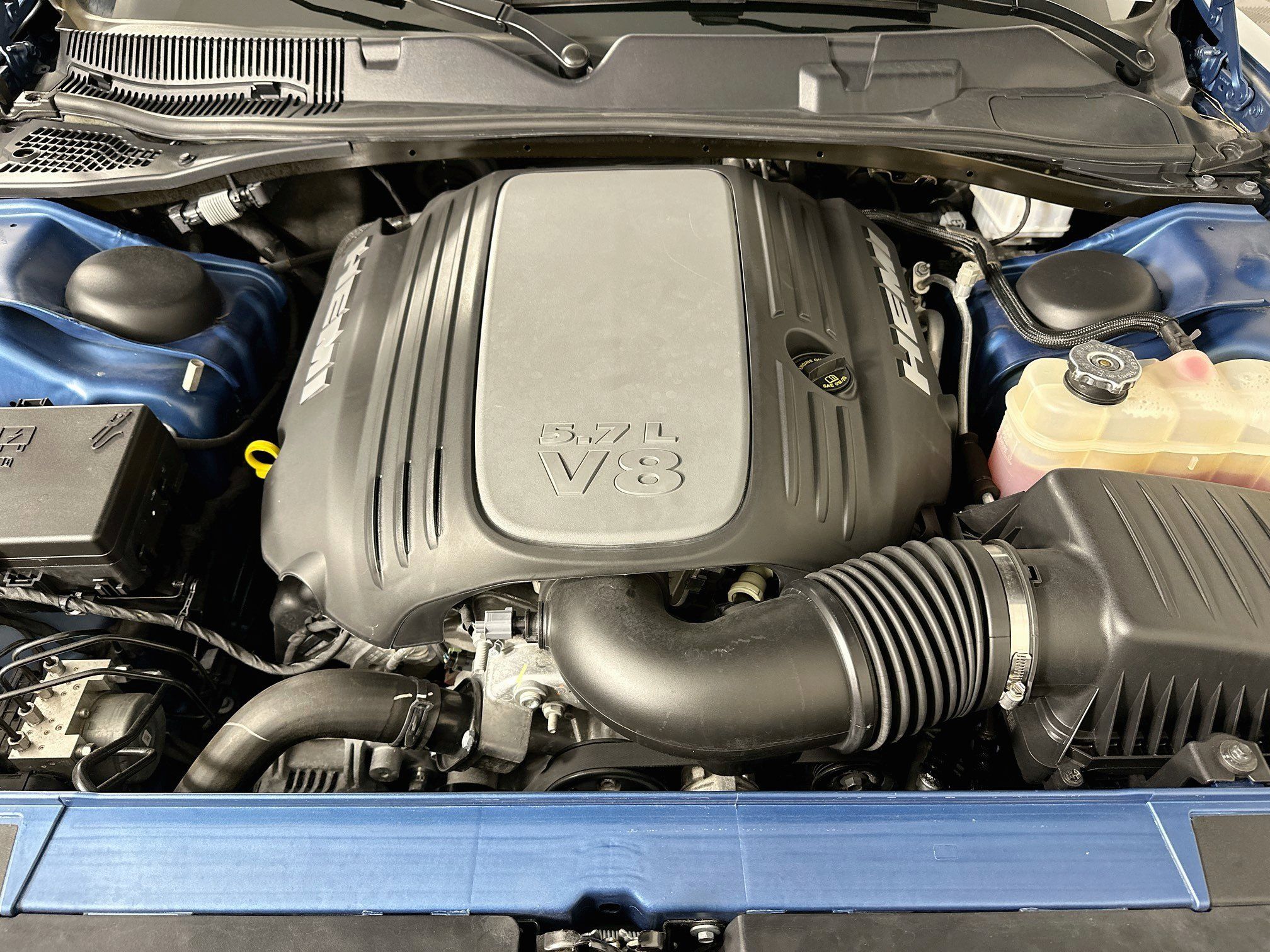 Used 2022 Dodge Challenger R/T RWD image 29