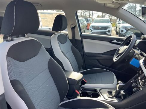 New 2026 Volkswagen Taos S image 23