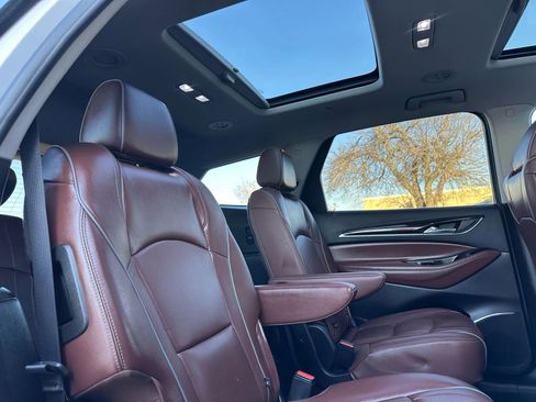 Used 2019 Buick Enclave Avenir w/ Avenir Technology Package image 28