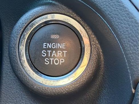 Used 2023 Subaru Forester Touring w/ Popular Package #2 image 33