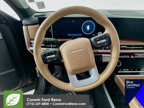 Used 2025 Hyundai Santa Fe Limited AWD/4WD image 15