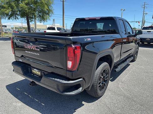 Used 2023 GMC Sierra 1500 Pro w/ Graphite Edition AWD/4WD image 5