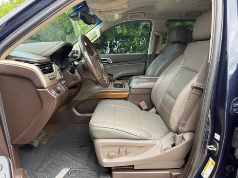 Used 2018 GMC Yukon Denali w/ Enhanced Security Package RWD image 10