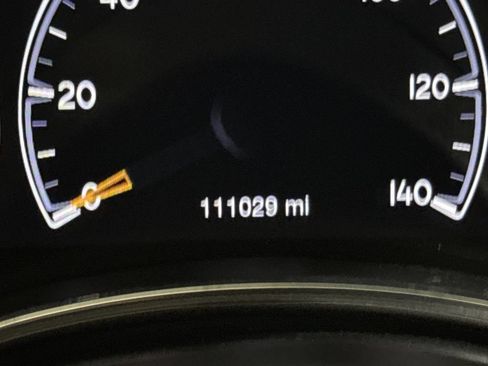 Used 2018 Jeep Grand Cherokee Laredo AWD/4WD image 13