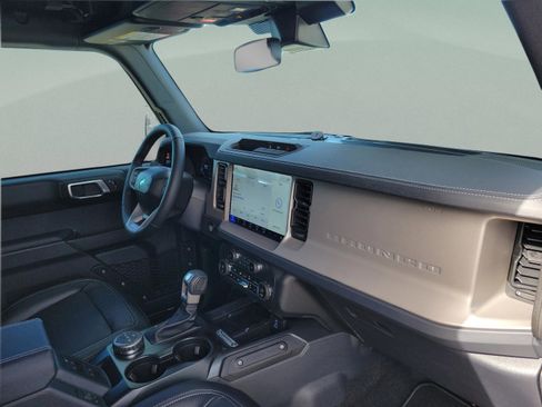 New 2025 Ford Bronco Outer Banks image 30