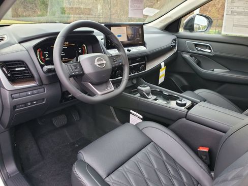 New 2026 Nissan Rogue Platinum w/ Platinum Premium Package AWD/4WD image 18