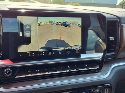 Used 2022 Chevrolet Silverado 1500 High Country w/ Technology Package image 20