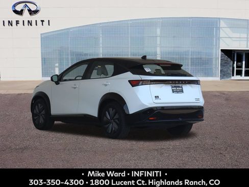 Used 2024 Nissan Ariya AWD image 3