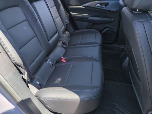 New 2026 Chevrolet Equinox EV LT image 26