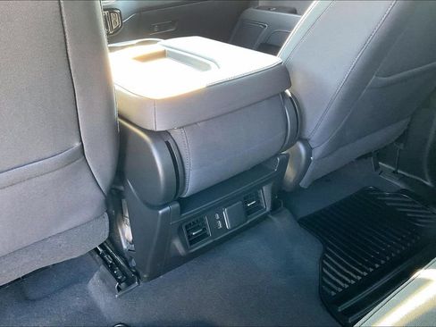 Used 2023 GMC Sierra 1500 Elevation AWD/4WD image 12