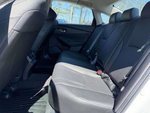 Used 2025 Honda Accord EX-L image 17