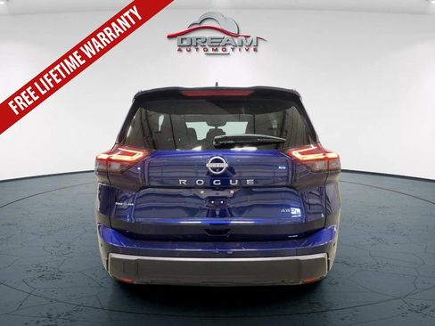 Used 2025 Nissan Rogue SV AWD/4WD image 16