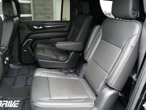 Used 2023 GMC Yukon XL Denali image 33