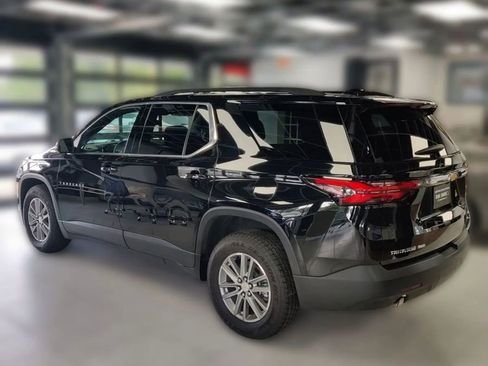 Used 2023 Chevrolet Traverse LT w/ LPO, Floor Liner Package image 6