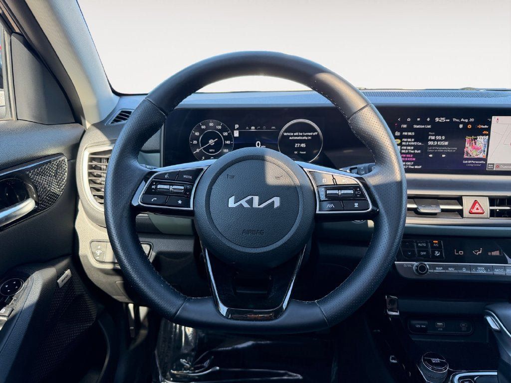 Used 2024 Kia Seltos SX w/ SX Sunroof Package AWD/4WD image 14