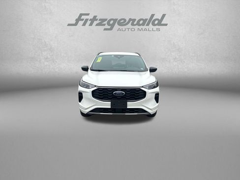 Used 2024 Ford Escape ST-Line w/ Tech Pack #1 AWD/4WD image 2